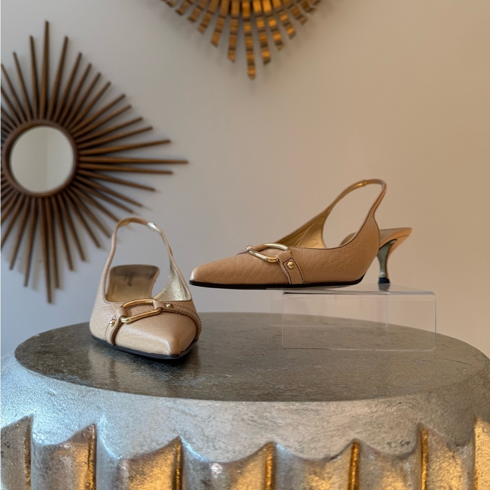 Dolce & Gabbana - Elegant Tan Slingback Heels